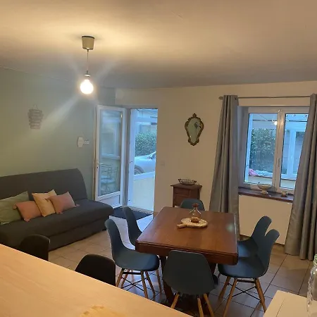 Cocon Douillet En Bord De *